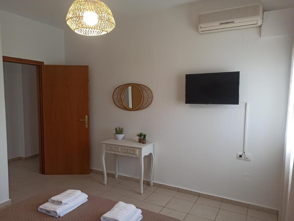 Sea Melody Apartments Stavromenos Buitenkant foto
