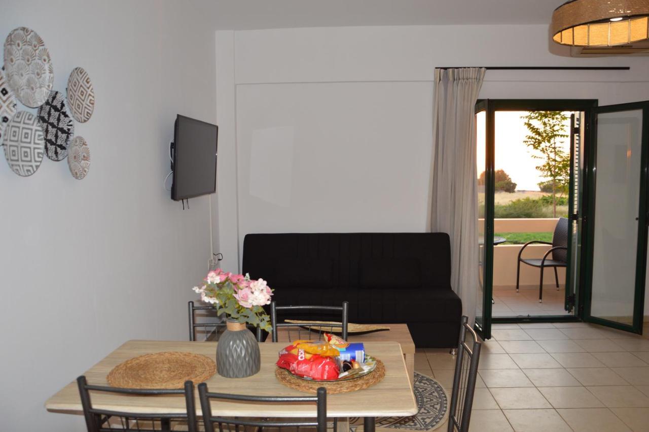 Sea Melody Apartments Stavromenos Buitenkant foto